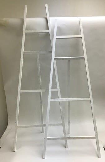 60 White Wooden Easel
