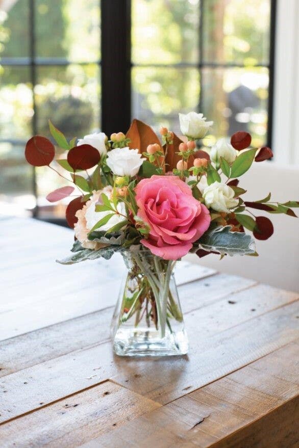 5 Clear Glass Gathering Vases, 18-Case