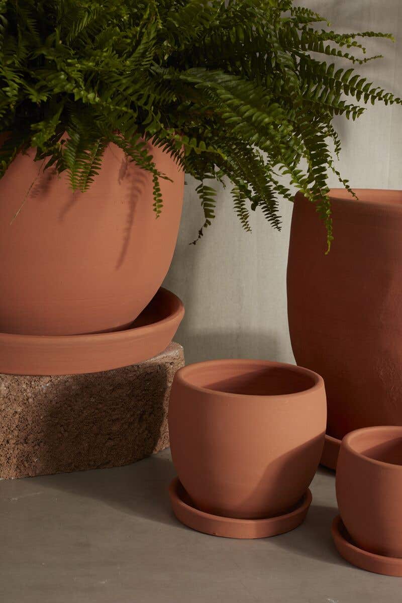 7.25x6.75 Orange Baden Ceramic Pots, 8