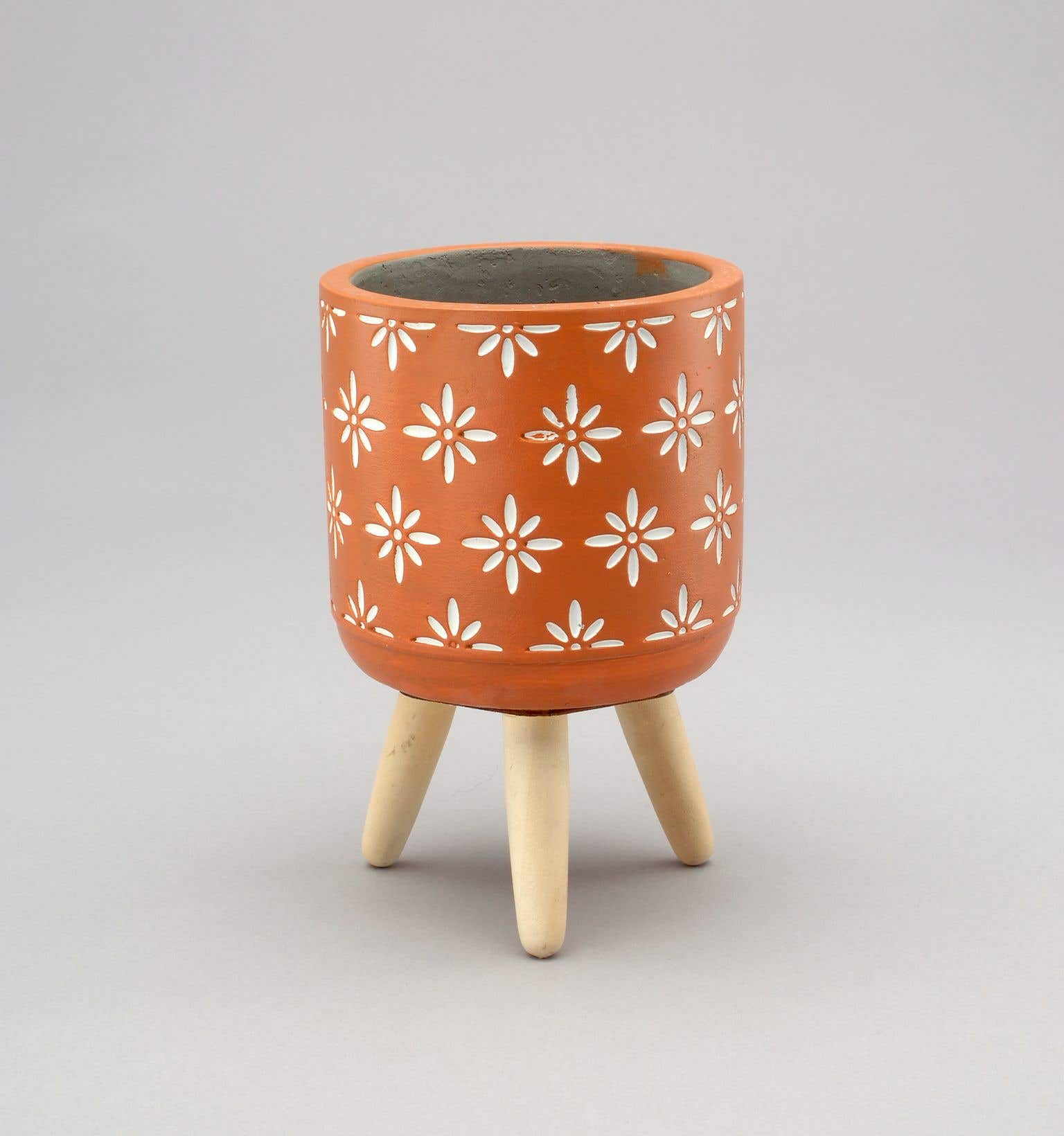 4.375 x 6.75 Terracotta Footed Pot