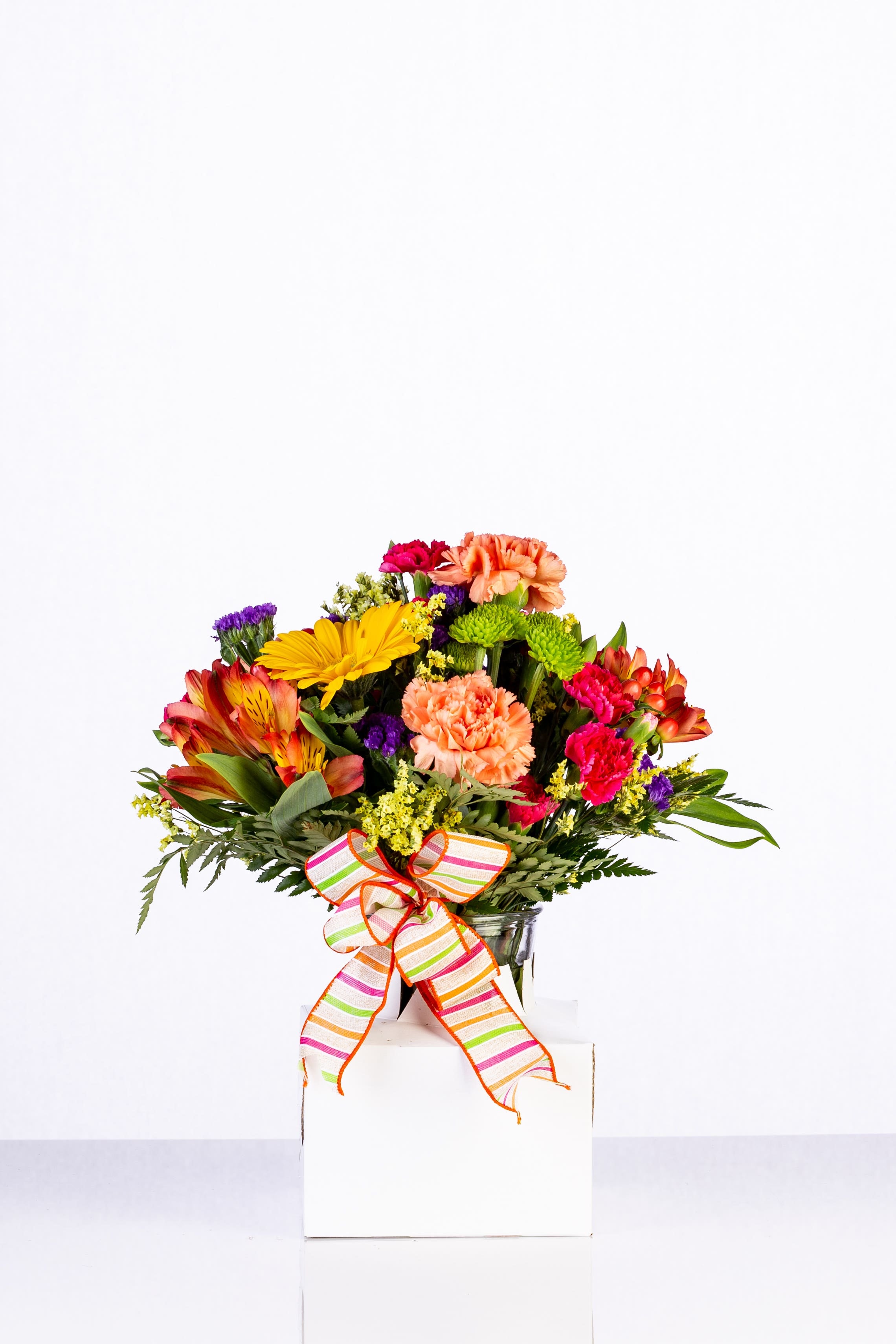 6 x 6 x 4  Automatic Vase Holders, 100