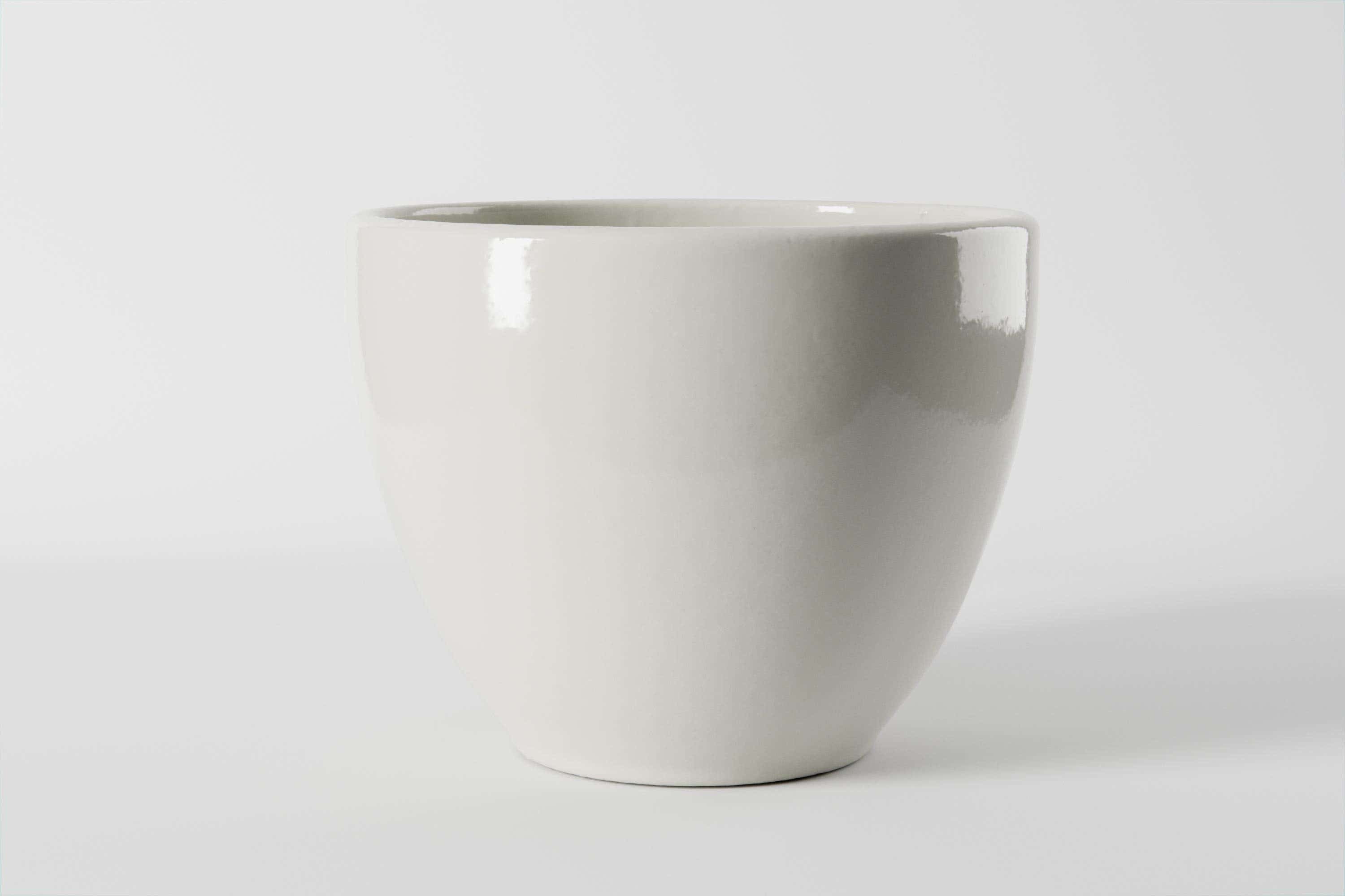 7.5 x 6" Warm White Memphis Ceramic Pot