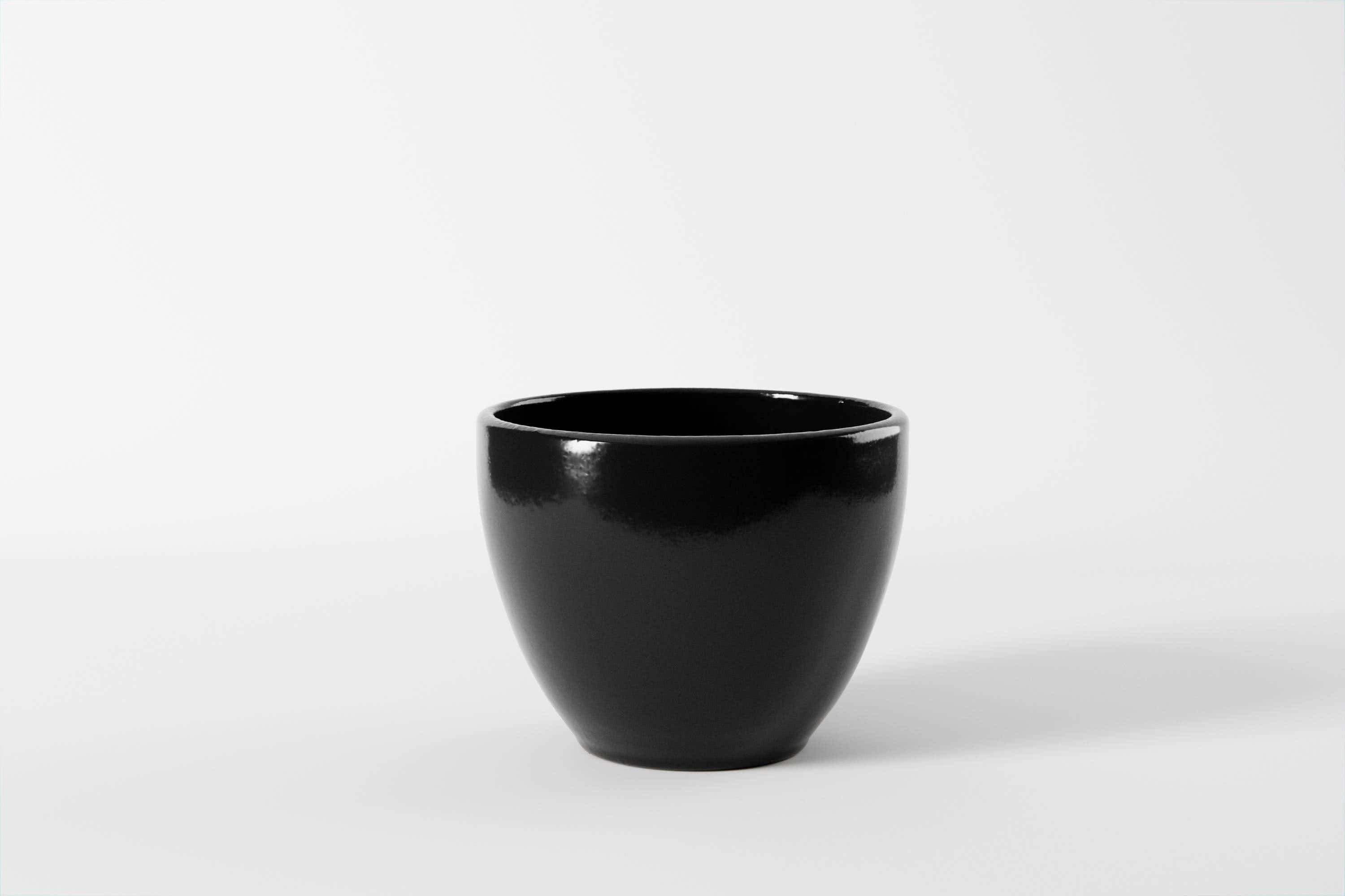 4.75 x 4 Black Memphis Ceramic Pots, 6-Case