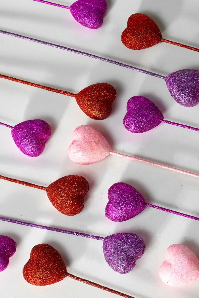 1.6 Red Glitter Heart 16 Pick, 12-Pack