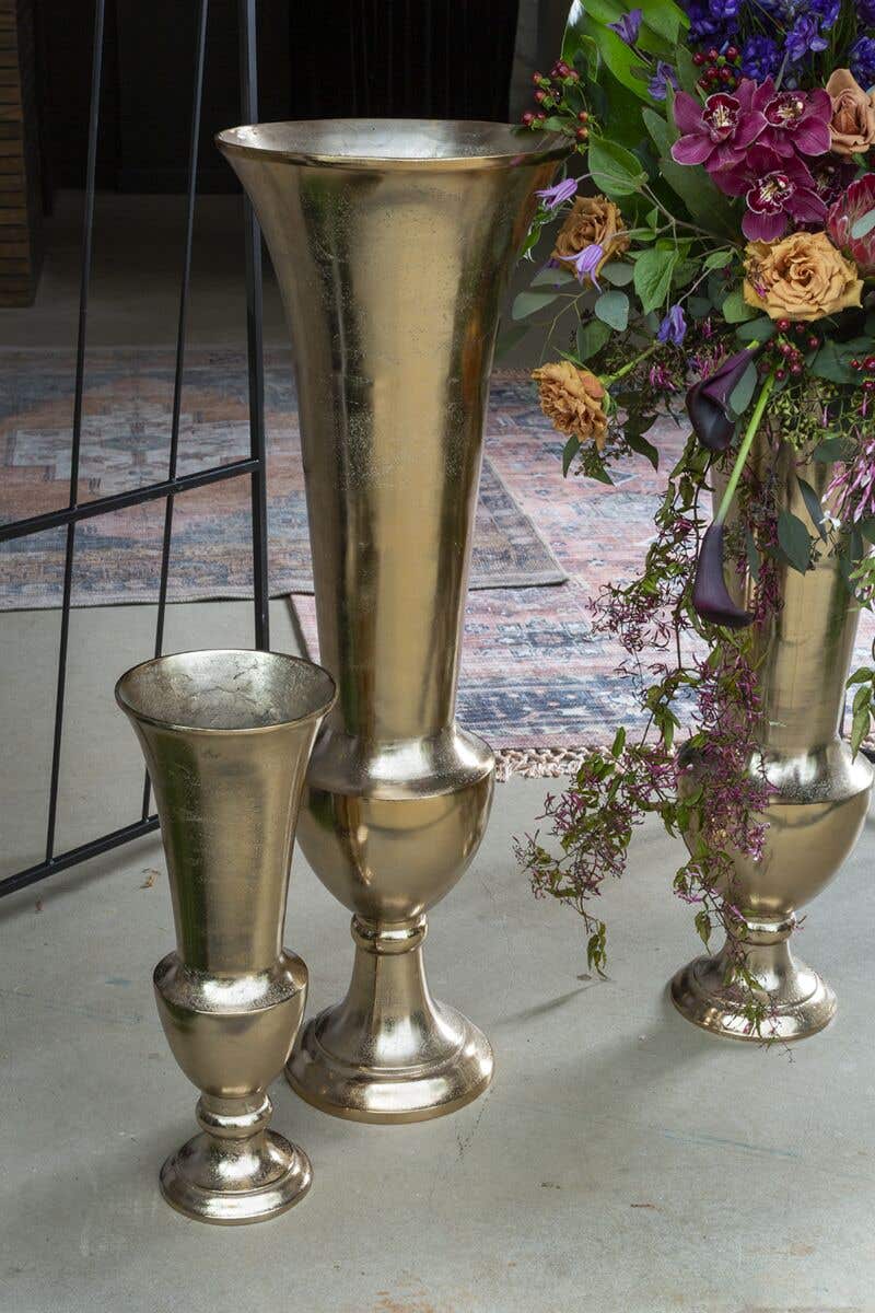 8 x 21 Riela Champagne Metal Vases, 4