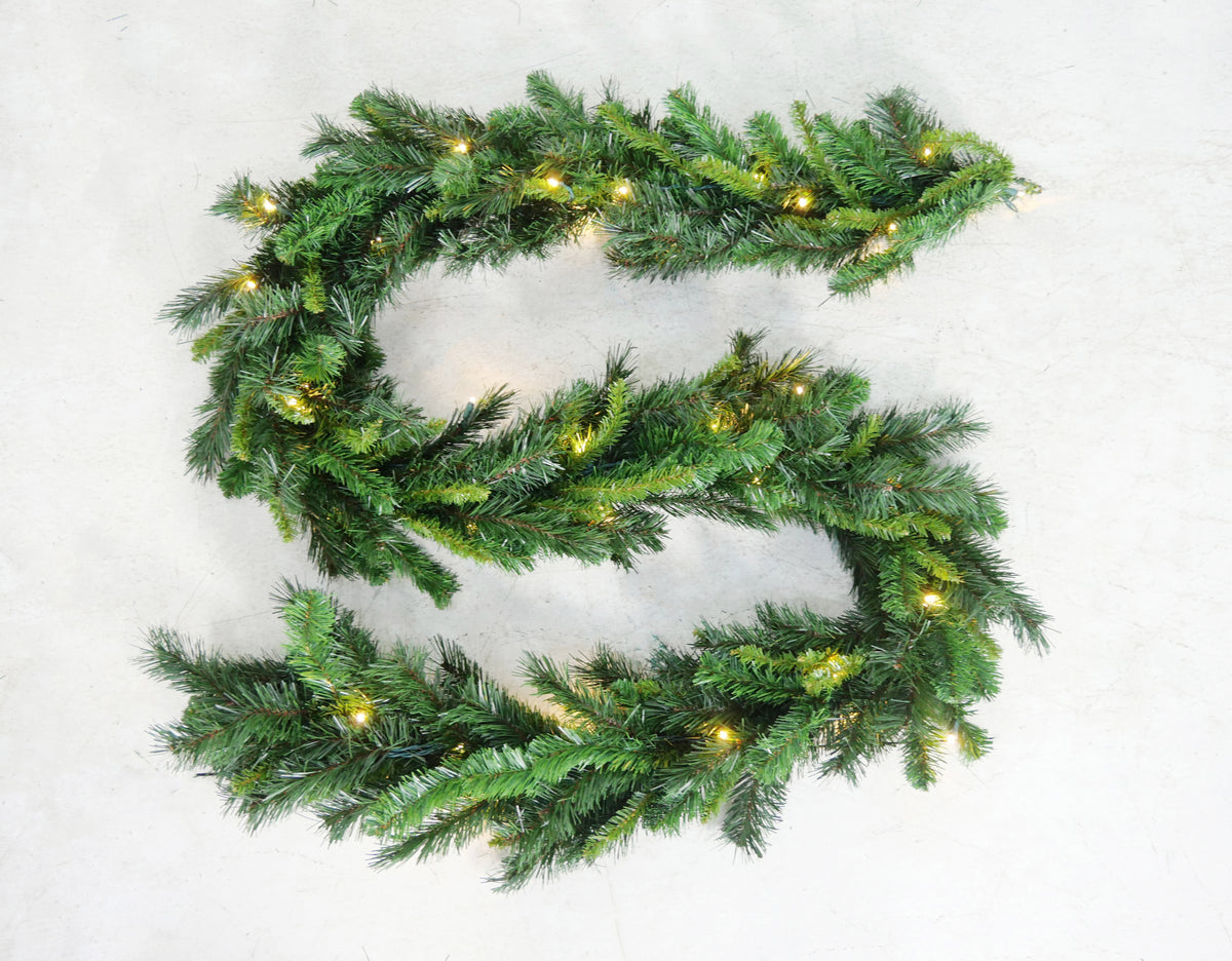 9' X 14" Mountain Garland Pre-Lit G14279