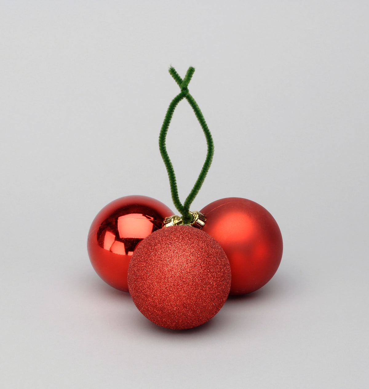 80 MM Red Plastic Cluster Ball