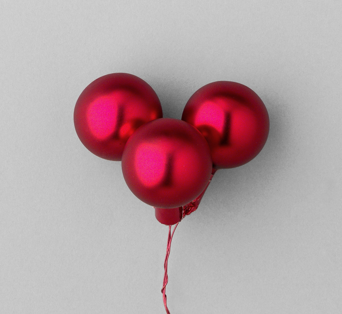 30mm Red Matte Glass Christmas Ball with Matching Color Wire Stem, #24 Gauge, 72-Box