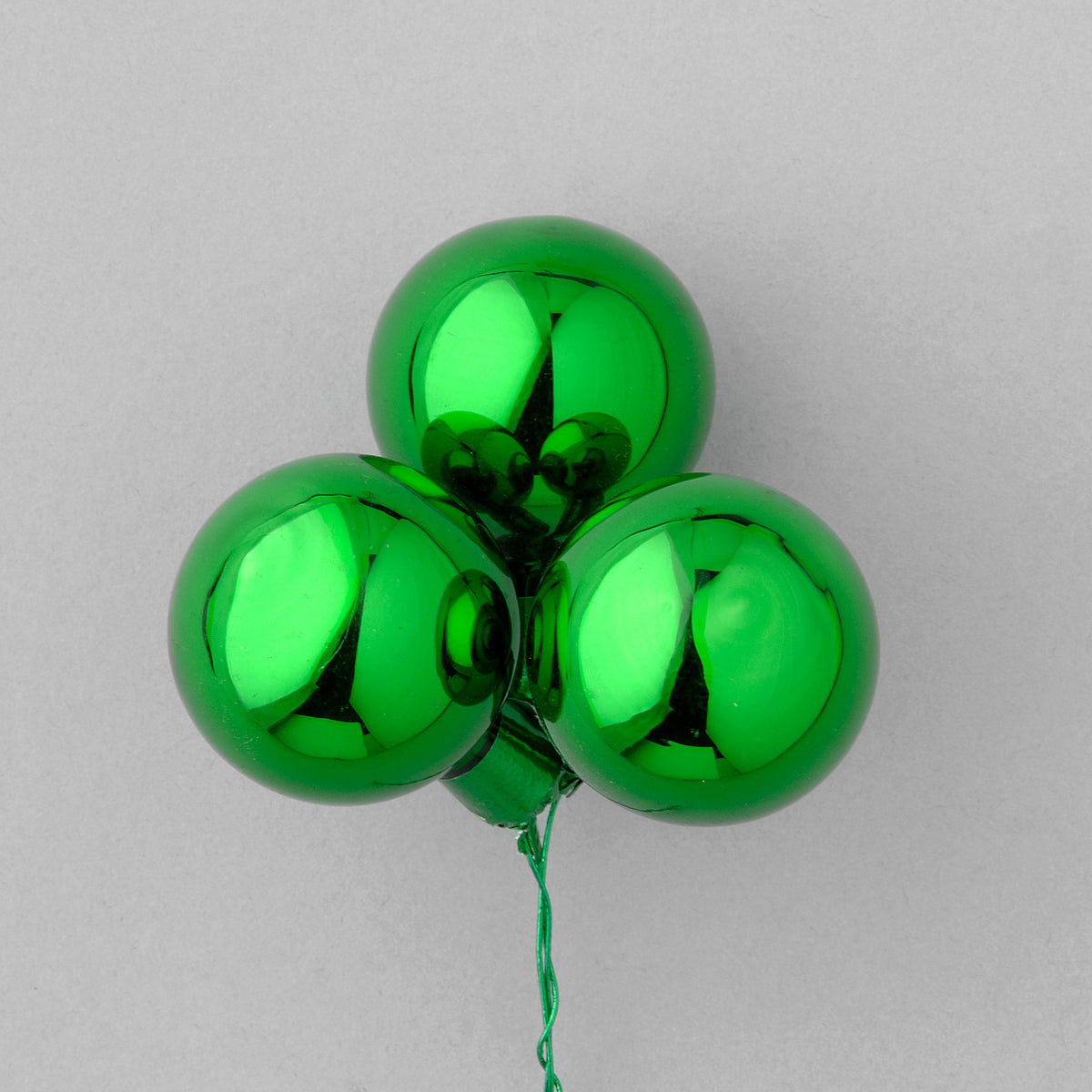 35MM GLS XMAS BALLS EMERALD W7773/A