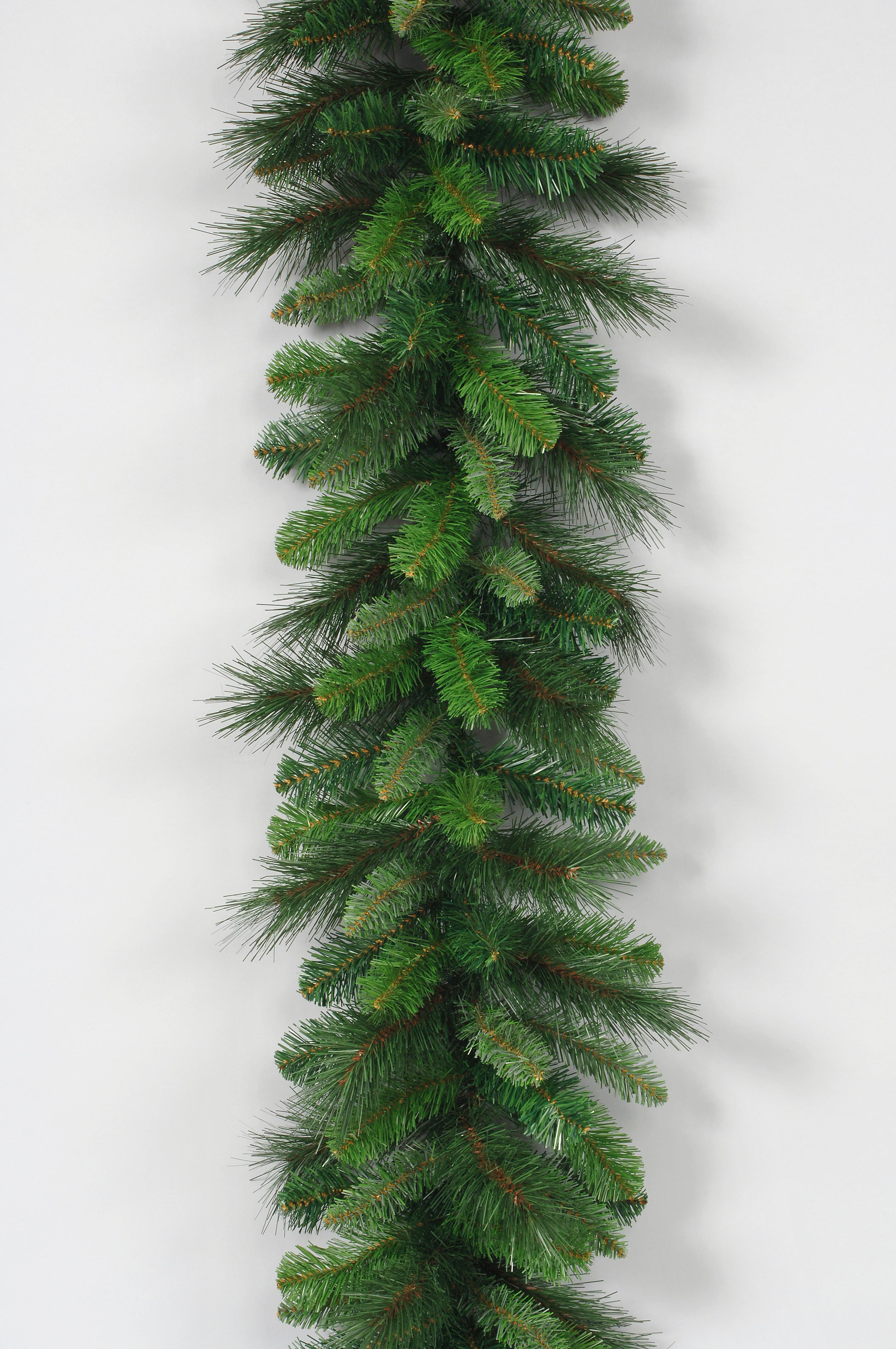 9' x 12 Evergreen Garland
