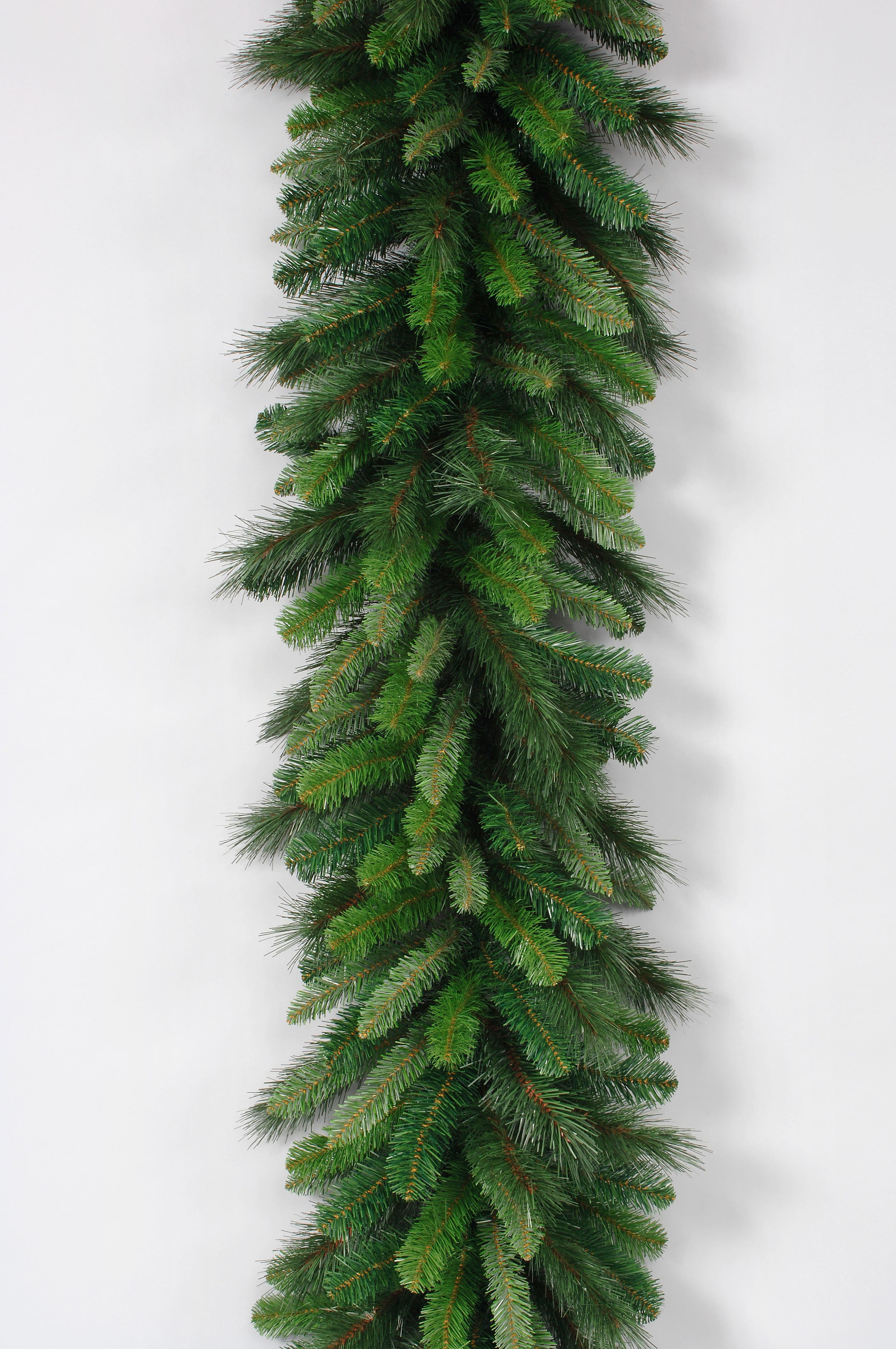 9' x 18 Evergreen Garland