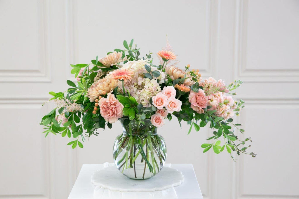 7.75 Clear Peony Vases 12-Case